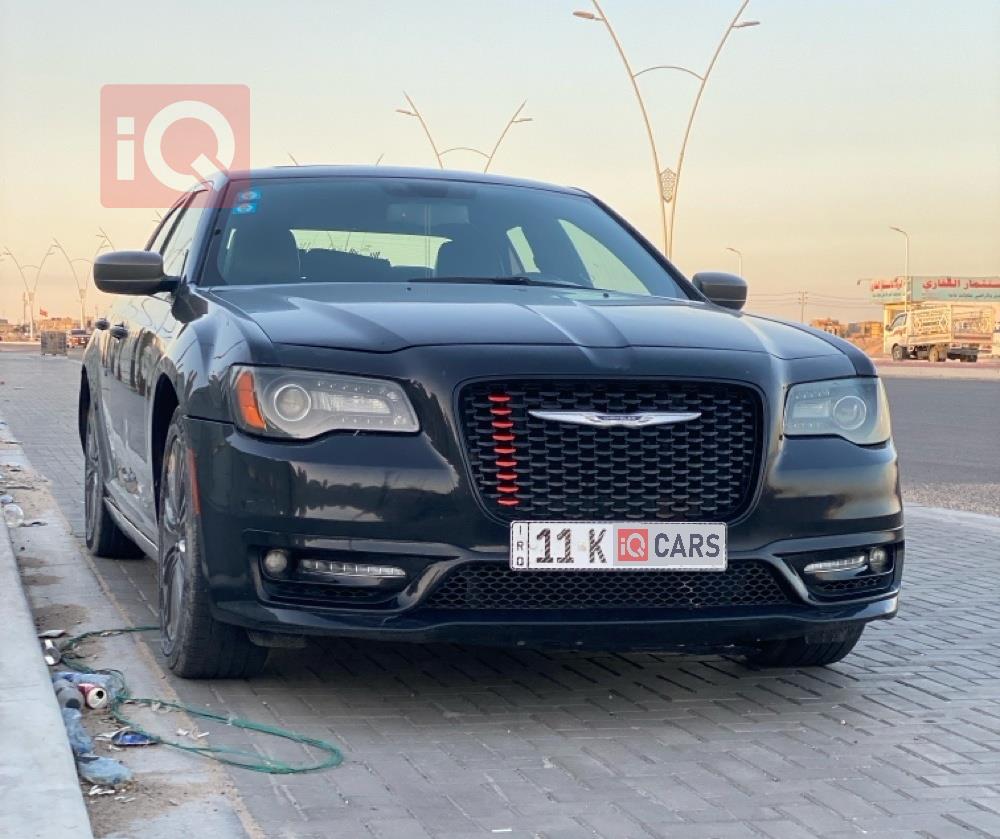 كرايسلر 300